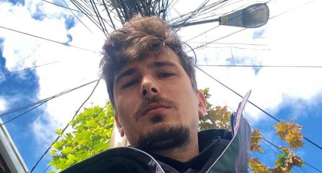 «Я не выдержал и вышел на другом этаже»: Позитив рассказал, что когда-то жил по соседству с Билык, с квартиры которой часто доносились крики «Я не выдержал и вышел на другом этаже»: Позитив рассказал, что когда-то жил по соседству с Билык, с квартиры которой часто доносились крики