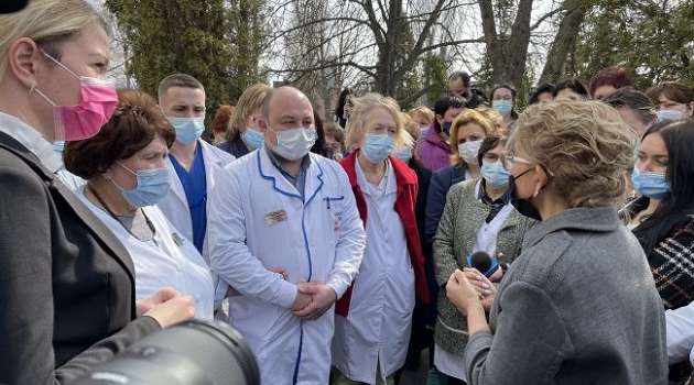 Тимошенко: власти не осознают сложности ситуации с пандемией, искусственно создавая проблемы в медицине  Тимошенко: власти не осознают сложности ситуации с пандемией, искусственно создавая проблемы в медицине
