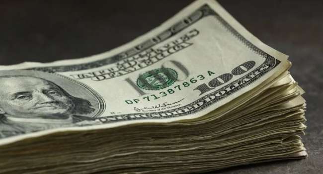 «Ко всем мировым валютам»: аналитики спрогнозировали резкий рост курса американского доллара