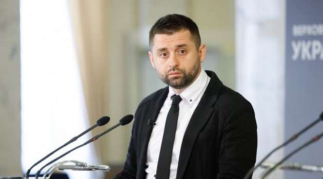 Арахамия провел встречу с американскими сенаторами, обсудив ситуацию на Донбассе и военную поддержку 