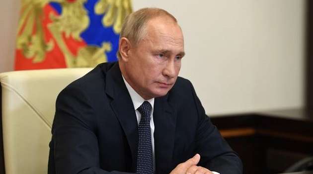 В Кремле заявили, что войска РФ будут стоять у границы Украины столько, сколько захочет Путин В Кремле заявили, что войска РФ будут стоять у границы Украины столько, сколько захочет Путин