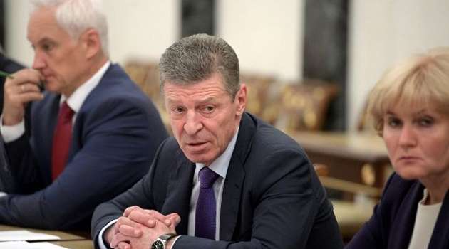 В Кремле назвали «второстепенным» вопрос о перенесении переговоров ТГК в другую страну В Кремле назвали «второстепенным» вопрос о перенесении переговоров ТГК в другую страну
