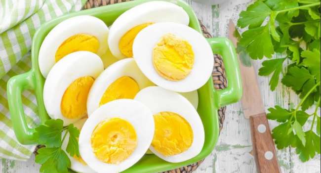  «Об этом говорят даже эксперты ВОЗ»: диетолог развенчала мифы об опасности яиц 