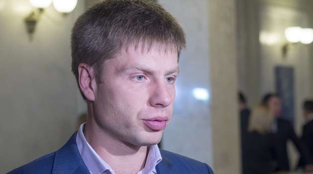 Гончаренко призвал власти отказаться от импорта белорусского тока 
