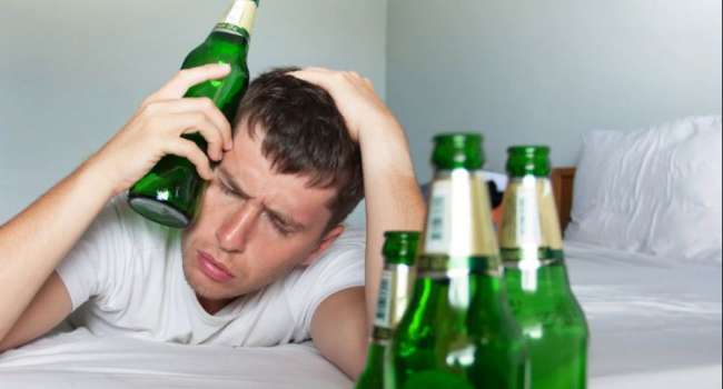 Специалисты: злоупотребление алкоголем может сократить жизнь на 28 лет