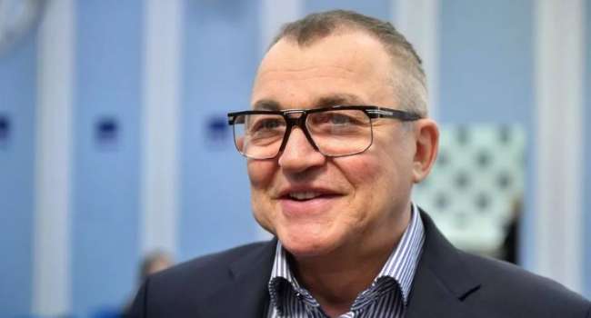 «Столько пить и столько курить»: больной Дибров переживает за своих маленьких детей «Столько пить и столько курить»: больной Дибров переживает за своих маленьких детей