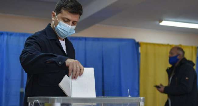 Политолог: полный провал – Зеленский потерял 50% своих избирателей