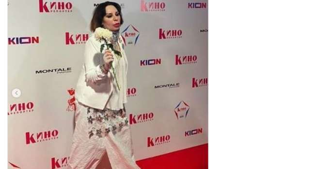 «Врачи попались не самые лучшие»: Жанна Агузарова шокировала изменениями во внешности 