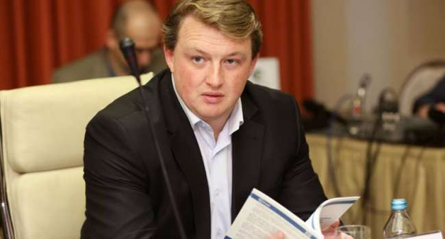 Банкир: вот вам и ответ на вопрос, почему инвесторы нас оценивают на уровне Ганы Банкир: вот вам и ответ на вопрос, почему инвесторы нас оценивают на уровне Ганы