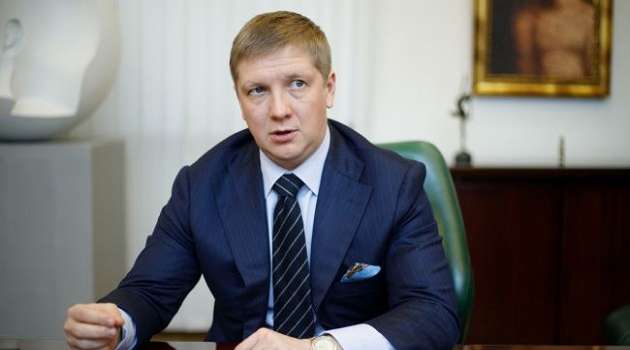 Коболев заявил, что не будет устраивать цирк со своей отставкой 