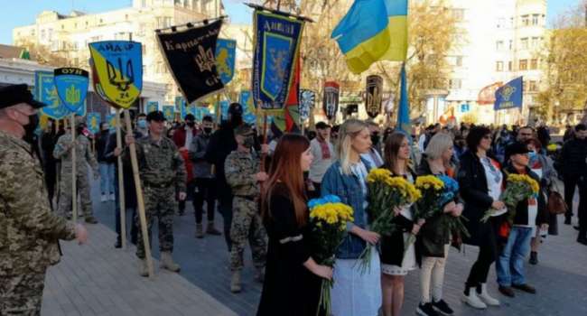 «Имеет все шансы стать традиционным»: журналист прокомментировал шествие в Киеве «Имеет все шансы стать традиционным»: журналист прокомментировал шествие в Киеве