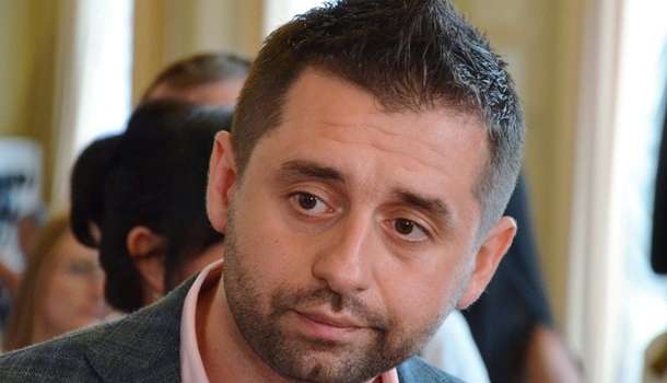 Арахамия назвал причину, по которой надумали уволить Степанова 