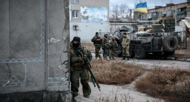 Почти 1500 обстрелов за выходные: на Донбассе наблюдается эскалация конфликта