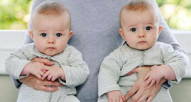 Учёные объяснили, в каких семьях чаще всего рождаются близнецы 