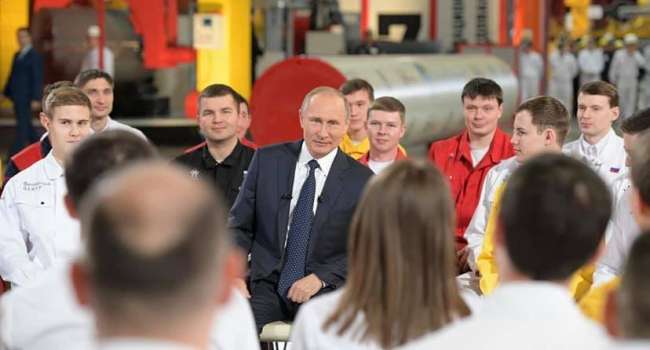 В «ОПЗЖ» считают, что Зеленский неумело пытается пародировать Путина В «ОПЗЖ» считают, что Зеленский неумело пытается пародировать Путина