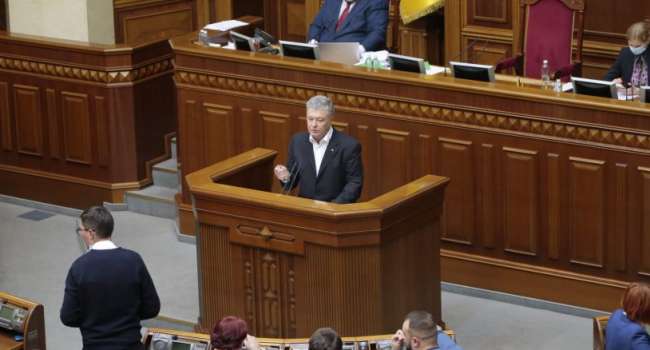 Аналитик: пока Зеленский молчит, за санкции против «Северного потока» продолжает бороться Порошенко Аналитик: пока Зеленский молчит, за санкции против «Северного потока» продолжает бороться Порошенко