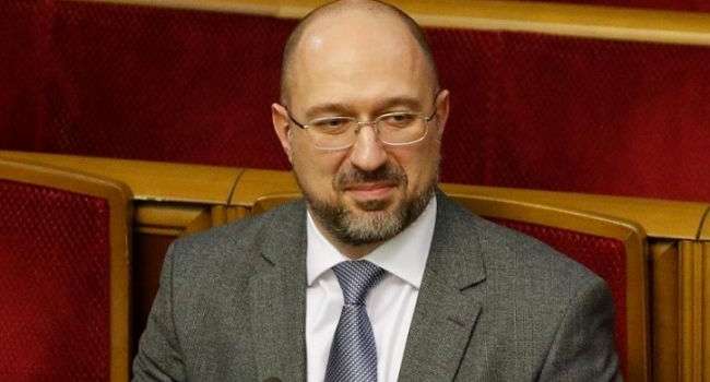 Сложная проблема: политолог рассказал, почему Зеленский не спешит с увольнением Шмыгаля Сложная проблема: политолог рассказал, почему Зеленский не спешит с увольнением Шмыгаля