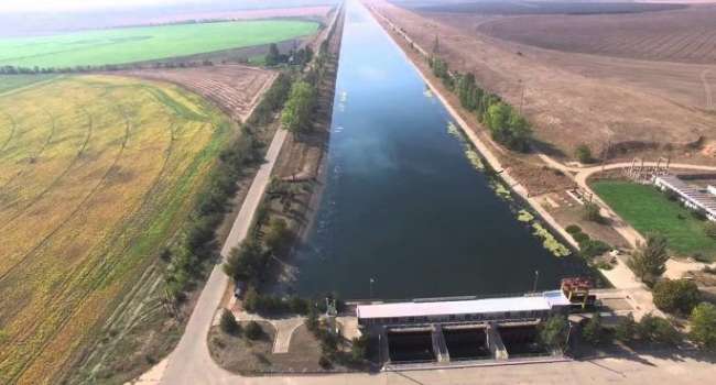 В МИД Украины выставили условия России по снабжению пресной водой Крыма В МИД Украины выставили условия России по снабжению пресной водой Крыма