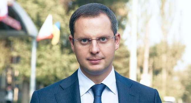 Деолигархизация Зеленского: менеджер Ахметова, экс-член Партии регионов стал членом набсовета «Укроборонпрома» Деолигархизация Зеленского: менеджер Ахметова, экс-член Партии регионов стал членом набсовета «Укроборонпрома»