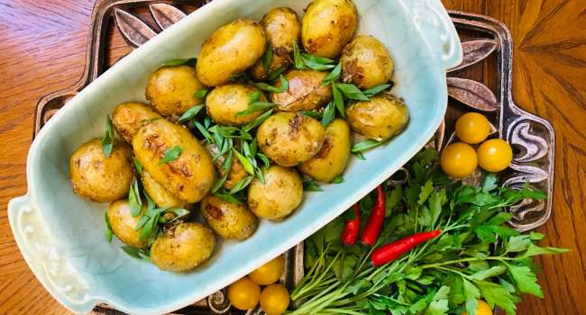 «Вкусно, но опасно»: медики рассказали, кому нужно отказаться от употребления молодого картофеля «Вкусно, но опасно»: медики рассказали, кому нужно отказаться от употребления молодого картофеля