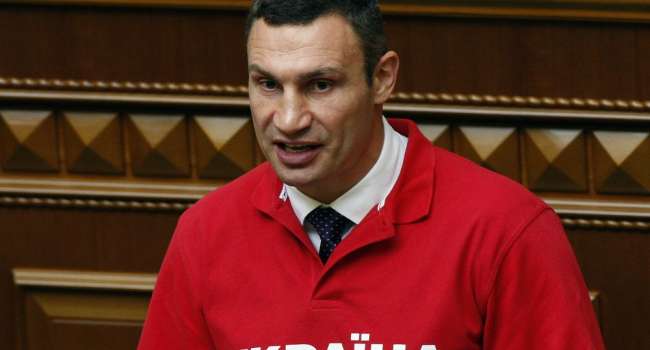 «Коммунальный апокалипсис»: Азаров напомнил о работе «хозяйственника» Кличко «Коммунальный апокалипсис»: Азаров напомнил о работе «хозяйственника» Кличко