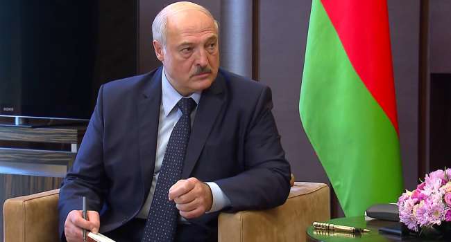 Лукашенко стал международной угрозой – Bloomberg