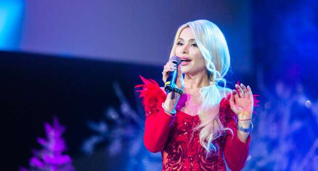 «Летела кубарем по лестнице»: Алёна Кравец экстренно госпитализирована из-за падения в собственном доме «Летела кубарем по лестнице»: Алёна Кравец экстренно госпитализирована из-за падения в собственном доме