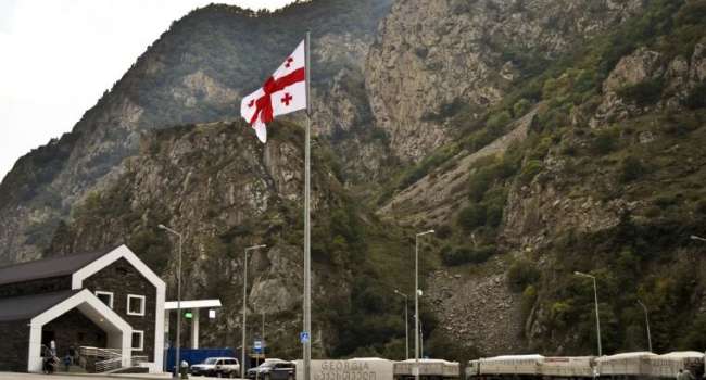 1 июня Грузия открывает сухопутные границы