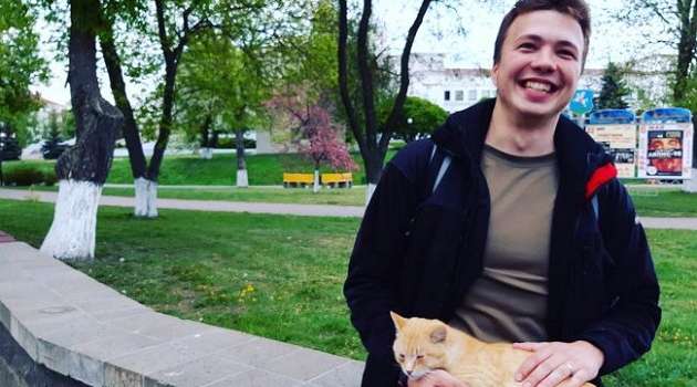 «Собирался устроить бойню и кровавый мятеж»: Лукашенко жестко высказался о Протасевиче «Собирался устроить бойню и кровавый мятеж»: Лукашенко жестко высказался о Протасевиче