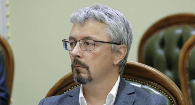 Ткаченко раскрыл детали грядущего ослабления карантина в кинотеатрах и музеях Ткаченко раскрыл детали грядущего ослабления карантина в кинотеатрах и музеях
