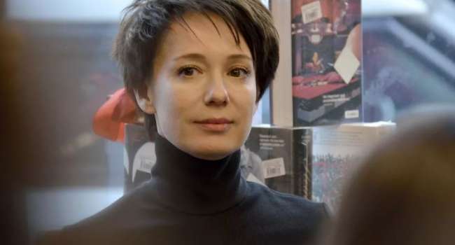 «Ей в любом образе хорошо»: Боярская показала лысую Чулпан Хаматову «Ей в любом образе хорошо»: Боярская показала лысую Чулпан Хаматову