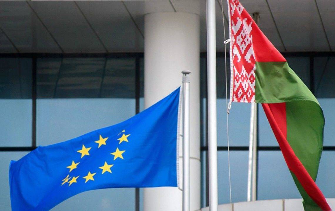 ЕС не изучает возможности отмены упрощенного безвиза с Беларусью
