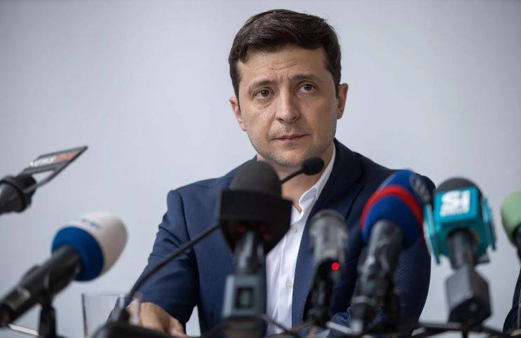«Не были первыми в плане подмоги»: Корнилов рассказал, как Зеленский побил горшки со своими спонсорами