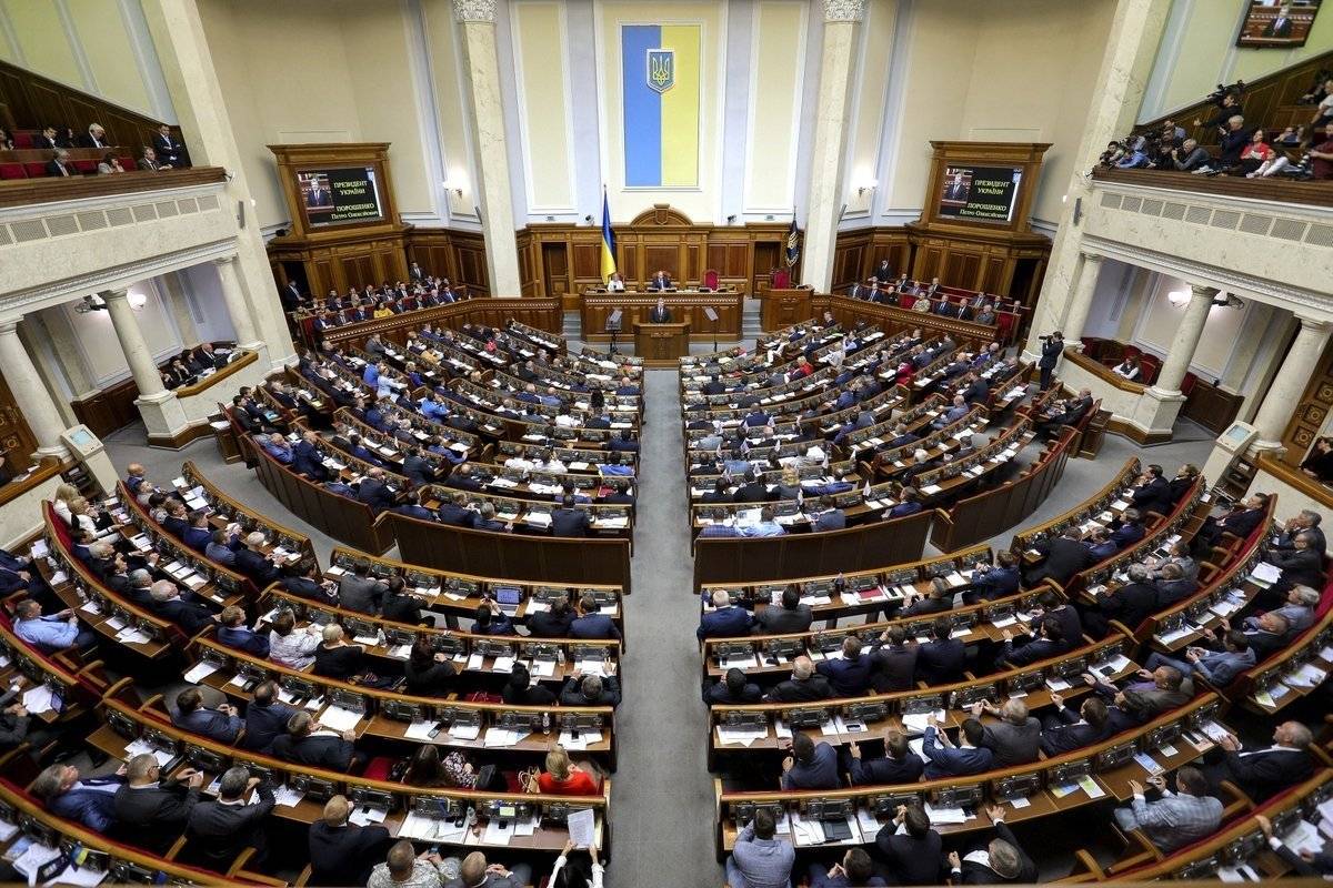 Депутаты Рады приняли закон о банках, необходимый для сотрудничества с МВФ