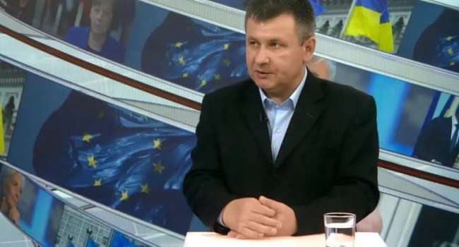 Эксперт: «Если между Минском и Киевом начнётся торговая война, от этого выиграет только Россия» Эксперт: «Если между Минском и Киевом начнётся торговая война, от этого выиграет только Россия»