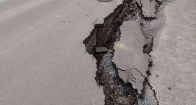 Омелян: на Львовщине разрушился очередной участок дороги, отремонтированный в 2020 году