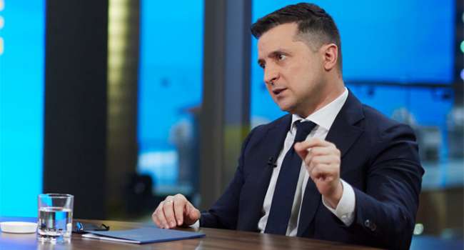 Журналист о законе об олигархах: Зеленский решил пойти по пути Януковича Журналист о законе об олигархах: Зеленский решил пойти по пути Януковича