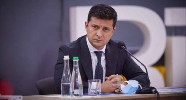 Рейдерский захват медиа – о Зеленском или хорошо, или никак: Украина теперь на пороге жесткой цензуры Рейдерский захват медиа – о Зеленском или хорошо, или никак: Украина теперь на пороге жесткой цензуры