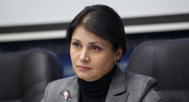 Ирина Фриз: Зеленский намерен изменить политическую систему управления в государстве Ирина Фриз: Зеленский намерен изменить политическую систему управления в государстве