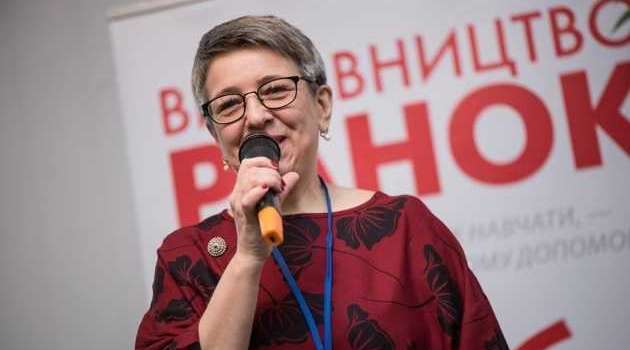 150 тысяч украинских чиновников будут сдавать экзамен на владение украинским языком 150 тысяч украинских чиновников будут сдавать экзамен на владение украинским языком