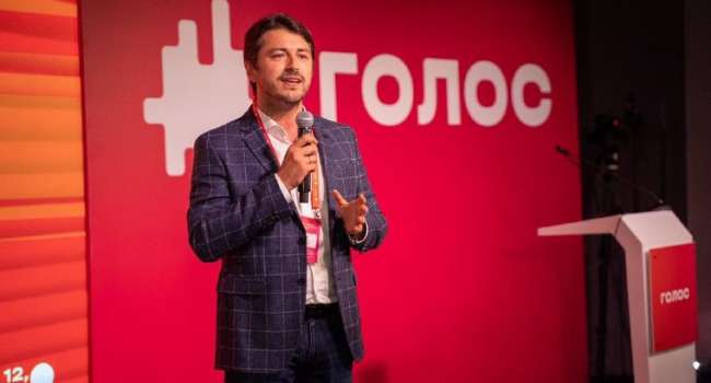 Блогер: первым понял, что «Голосом» руководят ставленники Пинчука именно Святослав Вакарчук Блогер: первым понял, что «Голосом» руководят ставленники Пинчука именно Святослав Вакарчук