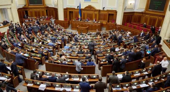 В Верховную Раду проходят уже не 5, а 7 партий: обнародованы новые результаты соцопроса В Верховную Раду проходят уже не 5, а 7 партий: обнародованы новые результаты соцопроса