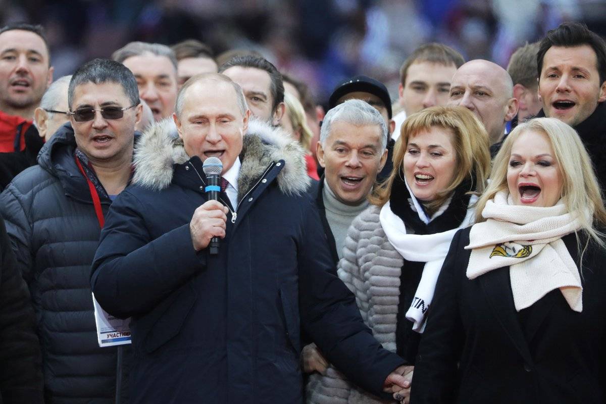 «Большая творческая энергия»: Путин поздравил Газманова с юбилеем