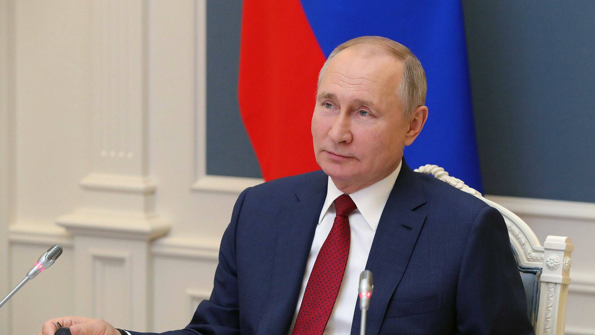 «Россия возвращается в Украину»: политолог увидел опасность статьи Путина для Запада