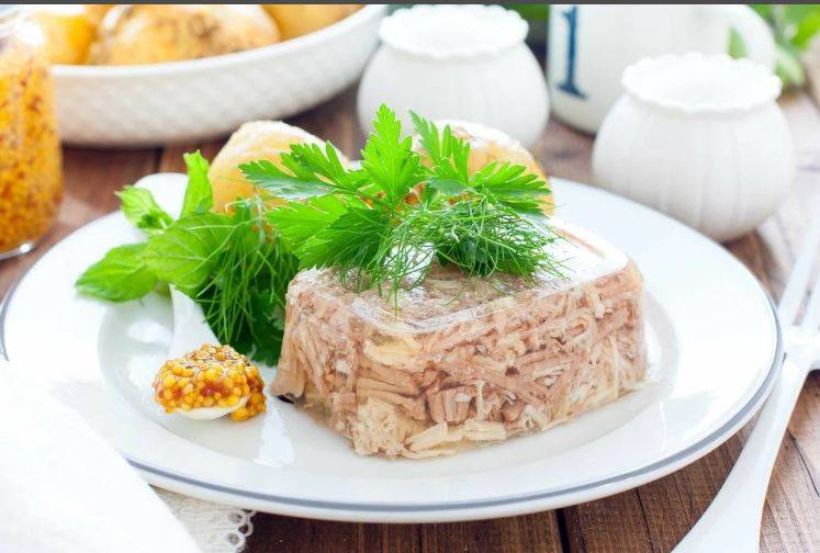 Охлаждаемся в жару: рецепт вкусного холодца по-одесски