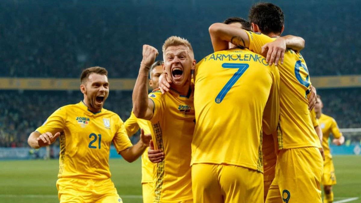 Выдающееся событие – сразу 6 футболистов сборной Украины попали в список 100 лучших игроков финала Евро-2020