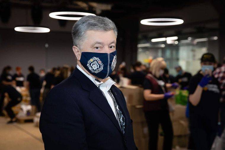 Политтехнолог: чтобы занизить рейтинг Порошенко социологи сознательно вставили в опрос Гройсмана, Яценюка и даже Киру Рудик
