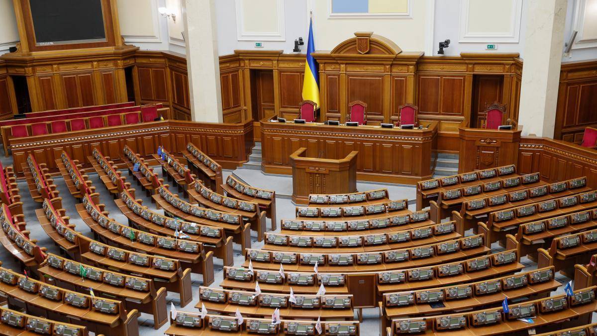 Соцопрос: на выборах в Раду украинцы готовы поддержать пять партий