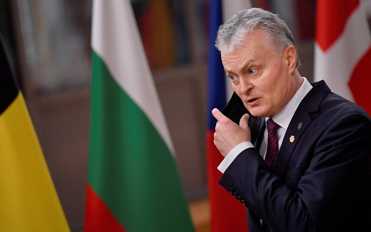 Науседа призвал предоставить Украине план по интеграции в ЕС и НАТО