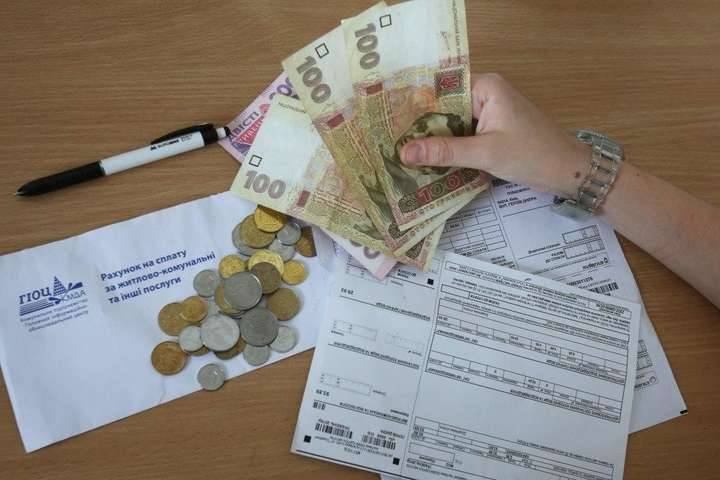 У Зеленского решили сделать виновными в повышении тарифов местные власти, – журналист